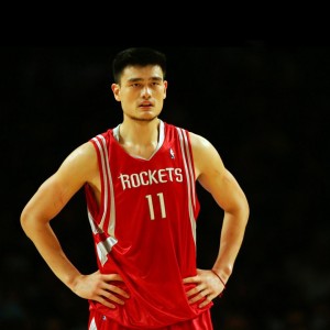 开云平台-阿扎伦卡爆冷击败热火，坚韧防守燃爆全场，爆冷！阿扎伦卡坚韧防守燃爆全场